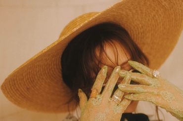 アクセサリーも新作ぞくぞく﻿
@crayme_official みてくれたかな﻿
﻿
涼しげでなににでも合うクリアもの﻿
ときめきの具現化ジュエル、きらきらシリ...