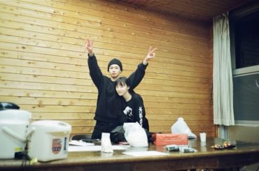 . . .

本日もオフショットをお届けです

圭祐と撮影終わりの…
さてなんの撮影か分かるかな？ ヒント
-6月10日DVD発売
現在予約受付中-...