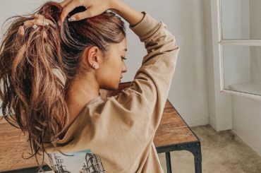 ．
新しく買った春物の服たちが
着る機会全然なくて泣いてるよ〜
でもネットショッピングしちゃうんだよね〜
どんどん溜まっていく一方だけど
おにゅうの服たちを着て...