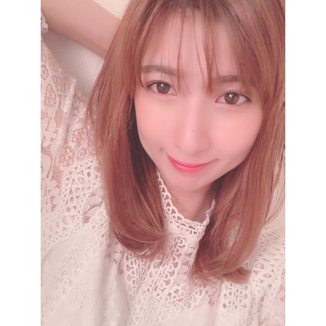 小田あさ美 メイクしたよ Talent Model Actress グラビア Makeup Girl 女の子 自撮り Moe Zine