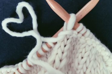 _﻿
﻿
﻿
久々に♡
﻿何ができるでしょうか？
﻿
@weareknitters ﻿
#weareknitters
#knitting
#knit

#...