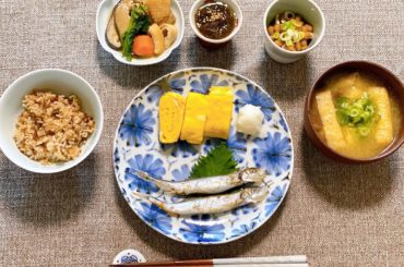 今日の朝ごはん

原点回帰で和食に戻ってまいりました
落ち着きます。

#早織飯
#mybreakfast
#今日の朝ごはん

#子持ちししゃも
#白だし卵焼き...