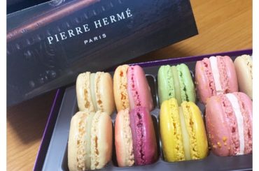 大好きなマカロン
.
お取り寄せして #おうち時間 のお供にしてます。
.
.
はぁ、、、シアワセ
.
.
お家で過ごすGWも全然悪くないと思う昼下がり。
ヨガ...