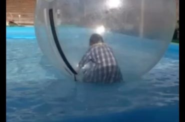 フォルダ見てたらやべー懐かしい動画が出てきました。公開してないはず。
くっすんとラジオロケで行った那須高原。何年前かな〜...