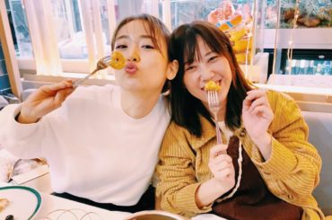 明日、土曜日の20:30から
このあいだストーリーで募集したQの…
インスタライブやります！
写真集の撮影で一緒にポルトガルに行った、
エディター...