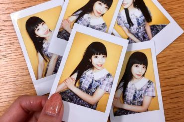 ソロのオンラインライブに向けてグッズの撮影をしてきたよ〜
.
風の気持ちいい日にお散歩してるイメージにしたくて、爽やか目指しました〜
.
.
.
#de...