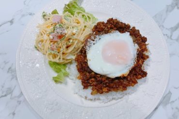 .
#れーなご飯 ‍
キーマカレーとスパゲティサラダ♡
※ルーは市販のﾃﾞｽ
自分で食べてないけん分からんけど辛かったみたい( ° ͜ʖ ° )
...