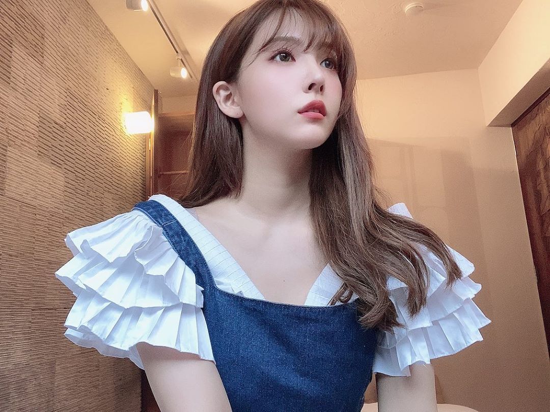 三上悠亜 Moe Zine 三上悠亜 Moe Zine