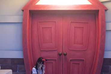 ﻿
﻿
﻿
雨の日続きだね〜( ˘ ˘̥ )﻿
私は晴れてる日の方がどうしても好きなんだ～﻿
﻿
みんなはどんな天気がすき〜﻿
﻿
写真は前ディズニーランドに行...