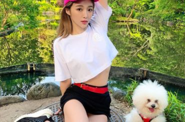 Good weather for walking the dogs
Sunbathing is the best way to detox and refres...