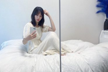 最近の部屋着。
@honeymihoney_official のロングワンピース。
部屋でゆったり着れるし可愛いのでオススメ。
ただバックリボンなので寝巻きには...