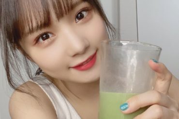 .
暑くなったのでタンクトップデビュー
.
最近はよく青汁を飲んでいます！
.
身体の為に始めましたが
すごく美味しくてハマっています♪
.
ちなみに私は豆乳...