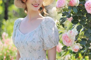 いつもご覧いただきありがとうございます
.
夏に必須.サマーハットが大好評いただき嬉しいです
.
日除けになるつば広帽で、美肌を目指します
一緒に合わせているワ...