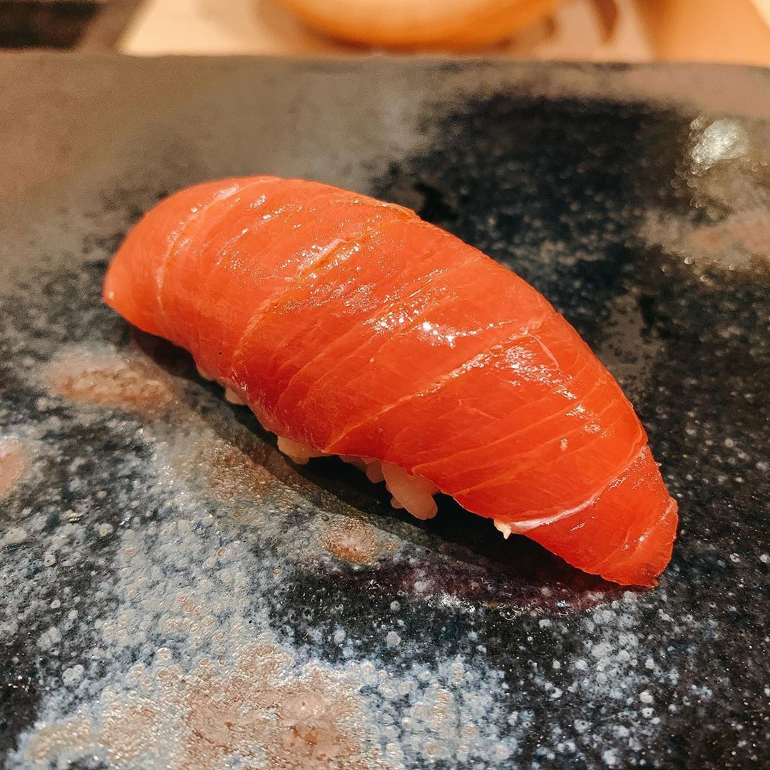 関根りさ 五億年ぶりと言っても過言ではない寿司 寿司久しぶりすぎて泣いた 和食はほんとうまい Moe Zine
