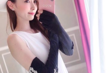 夏の必需品
UVプロテクトのロンググローブ
.
これをカバンに忍ばせておくと
お散歩の時や車の運転時に
大大大大活躍〜なのです
.
これがあるか...