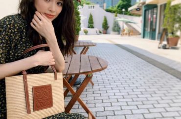 今日も暑かったですね〜
お天気がいい日は、
オレンジリップとバスケットバッグを持って♡
日差しを浴びるのも気持ちいいけど、日焼け止めはきちんと...