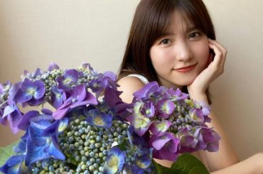 毎年おうちの庭で咲いてる紫陽花が今年も咲いた〜 #紫陽花  #おうち時間 #selfie  #セルフィー #谷口めぐ...