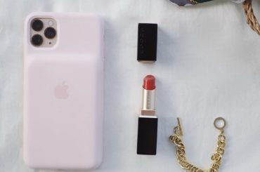 最近毎日使ってるリップ。
SUQQUのバイブラントリッチリップスティックの8番。
テラコッタの今年版みたいな色で
少しテラコッタの中でも
ブラウン...