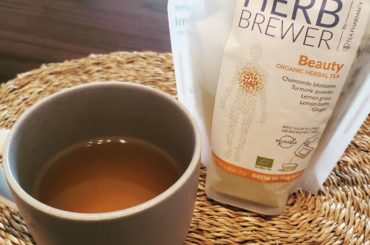 .
梅雨でアレルギー？みたいな
少しくび周りとかの肌環境が
良くないのでハーブティー
お湯注いでそのまま飲めるのが
画期的すぎて
アロマランプとかも、気に入って...