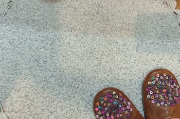 .
愛用しているスリッパと
色違いでホワイトも持っているミニマット。
.
かわいい〜
.
最近はミント系のカラーが推しです。
.
.
ブルーネイルも♪
.
....