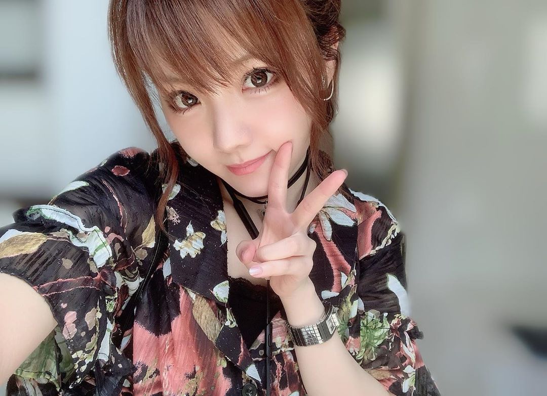 田中れいな やっぴぃ いつかの ばっちりメイクの田中さん ちょっとそろそろ稽古やけんって手を抜かずお化粧しますか メイク Moe Zine 田中れいな やっぴぃ いつかの ばっちりメイクの田中さん ちょっとそろそろ稽古やけんって手を抜かずお化粧しますか メイク Moe Zine