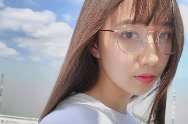 初めて自分を携帯で撮った写真の投稿ですね。母上の携帯を借りて撮りました。
そろそろ私の携帯直しに行こうかな、、、と思いました。
・
ちっちゃい可愛いお花が咲いて...