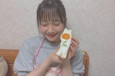 #フルーツサンド 作ってみました〜！
初めての挑戦でどうなるかと思いましが、くるみ的には上手くいってると思う
皆さん的にはどう思いますか？？笑笑
#お花 #作っ...