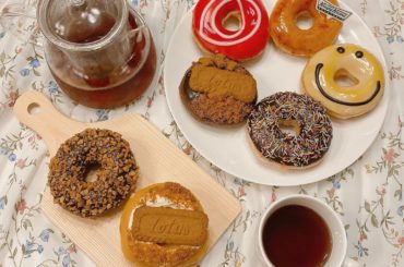 ㅤㅤㅤ
6月10日から発売の
ロータスビスコフとコラボされた
クリスピークリームドーナツの新作
ㅤㅤㅤ
これでおうち時間の楽しいおうちカフェが出来て...