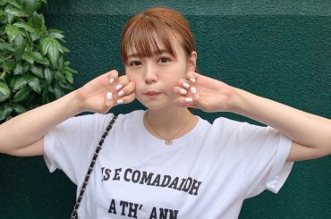 この夏は白ネイルが可愛くて先月に引き続き白のワンカラーにしました
コラボTシャツはLサイズ着てますお尻も隠れるくらいだぼっとめです...