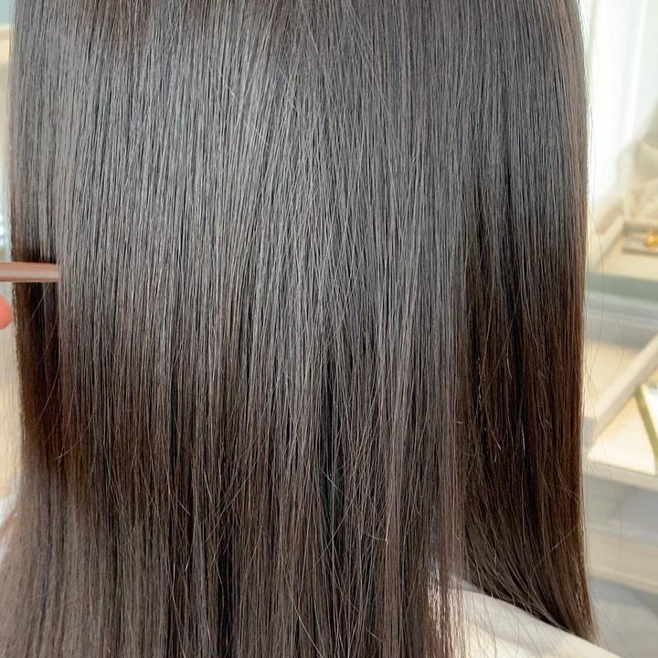 千葉恵里 女の子を可愛くする魔法 2個目の動画の髪の毛 とぅるんとぅるん アイロンなしでこのツヤツヤ感凄い Moe Zine