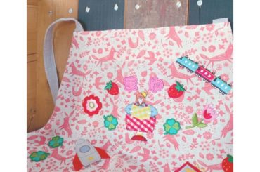 こんにちは

小さなお子さんのいるご家族へ向けて
10分でも、のんびりと
ほっとできる時間が作れればと思い
読み聞かせをしてみよう
と思い立ちました。

いつも...