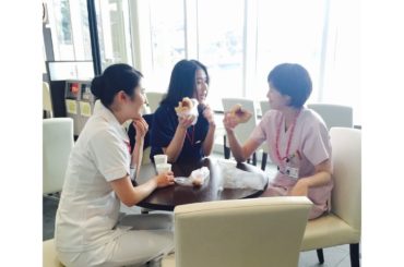 本日よる

22時~
TBS系にて
コウノドリ傑作選として

シーズン1の5話
「14歳の母」が放送されます。

命と向き合うドラマで
主演の綾野剛さんをはじめ...