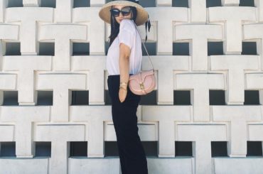 Today’s me 
シンプルでも自分らしさを
Pants/bag/ #celine 
 #epineofficial...