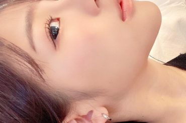 .
.
.
気がついたら色んなところに
小さく出来てくるシミを取ってくれる
シミ取りレーザーも
受けてきました
撮影前やることいっぱい。。。
でもそのおかげです...