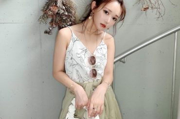 #ゆいしふく ﻿
旅欲が募りすぎて﻿
街でもリゾみあふれるこーでに﻿
﻿
camisole. skirt. shirt： #fifth﻿
bag. sandal...