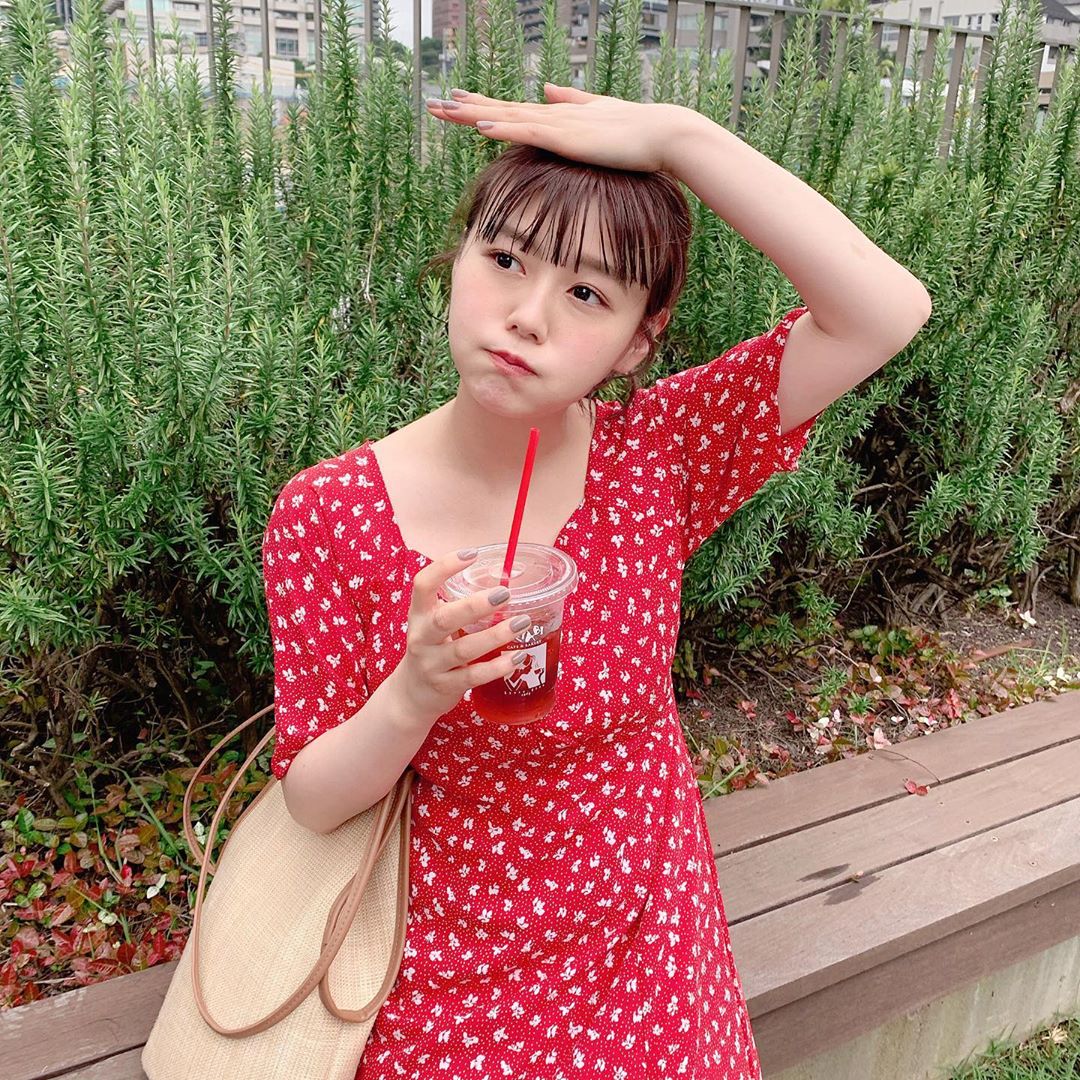 井口綾子 前髪巻きすぎた〜 髪色暗くしました︎ ・ 毎週月曜日20時からは『リーガダイジェスト！』です ゴールを決めた岡崎慎司選手、久保