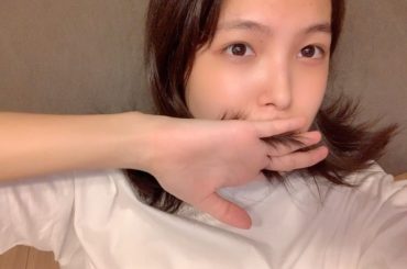 インスタライブありがとうございました〜
.
久しぶりにしたなぁ♡
とっても楽しかったです！！！
.
.
今日はDNAピーリングしてきたよ
肌が本当に弱くておでこ...