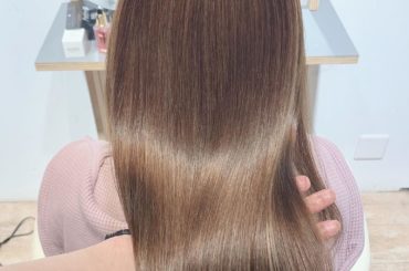 髪の毛年々癖っ毛になってこの梅雨が追い込みかけてきたからZealで髪質改善かけてきた。
やっぱり髪質改善はZeal！

艶々潤いストレートマックス

これで梅雨...