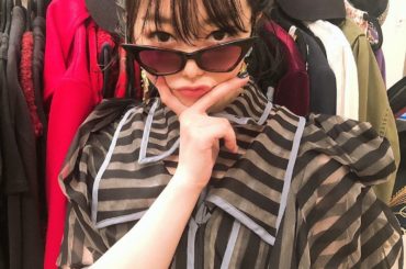 目に光が...ない......