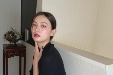 .
イプサ　デザイニング　フェイスカラーパレット　01 を使ってメイクしました
ブラックチークは指にとって塗ってみると赤ピンク系で、肌の水分量に...