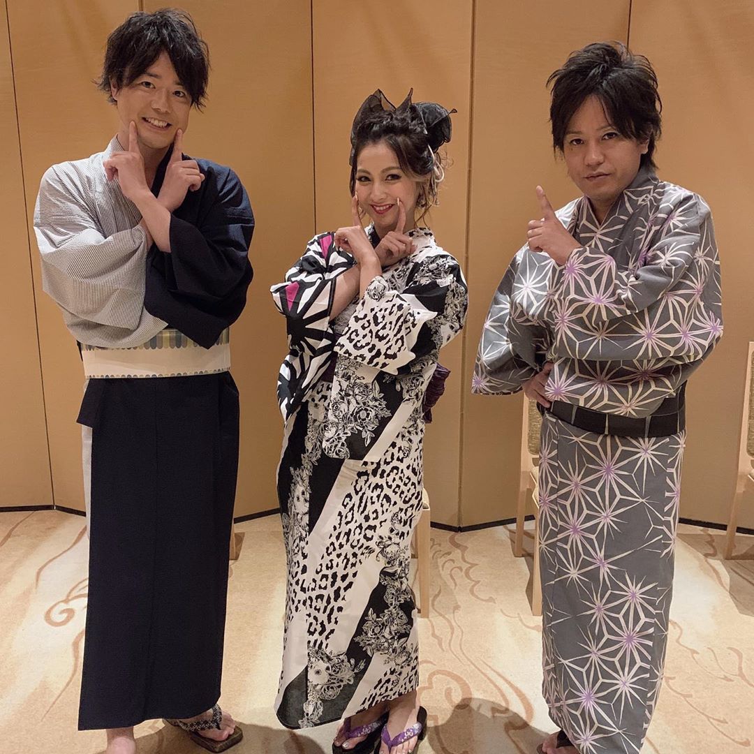 木村有希 Adobeのprイベントで 今年初浴衣着たよ 浴衣はゆきプロデュース 今年トレンドの半身で柄が違うデザインに レオパードと Moe Zine 木村有希 Adobeのprイベントで 今年初浴衣着たよ 浴衣はゆきプロデュース 今年トレンドの半身で柄が違うデザインに レオパードと Moe Zine