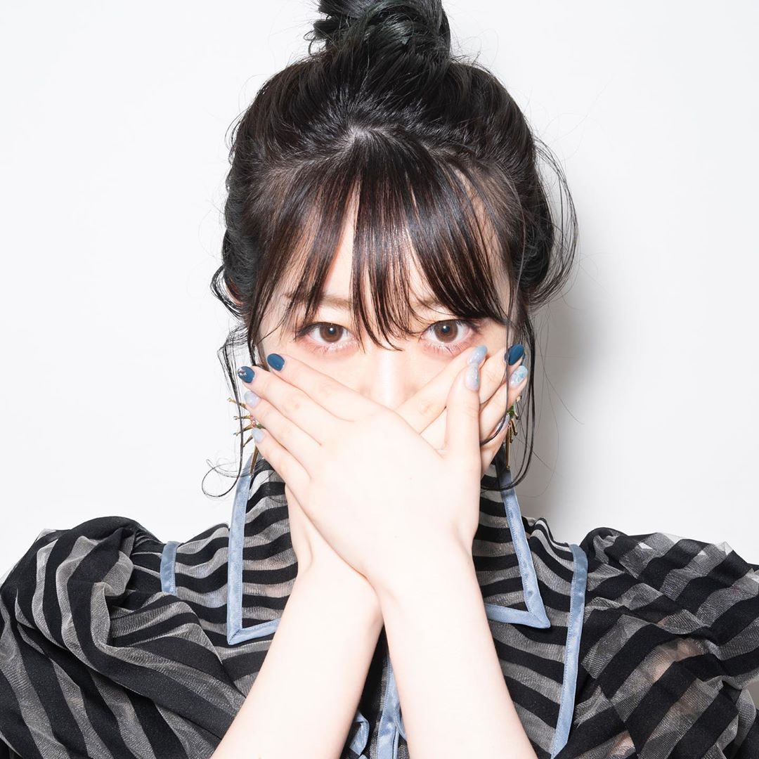 峯岸みなみ 新しいプロフィール画像 Moe Zine