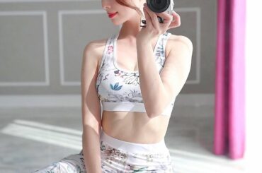 本日発売のトレーニングウェア３種、早速Lサイズは初販が完売しました
.
インナーカップ付きの上下セット販売です♬
可愛いウェアを着て、みんなで美ボデ...