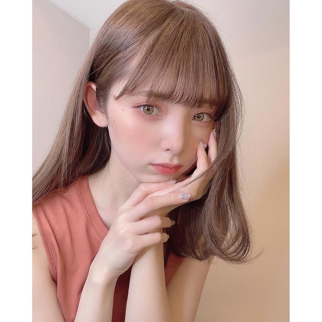 橋下美好 この暑い時期に必要不可欠な ヘアリフレッシュスプレーみつけた 根元にシュッとして揉みこみ 手ぐしで整えるだけでフワフワ髪になる 汗て Moe Zine 橋下美好 この暑い時期に必要不可欠な ヘアリフレッシュスプレーみつけた 根元にシュッとして揉みこみ 手ぐしで整えるだけでフワフワ髪になる 汗て Moe Zine