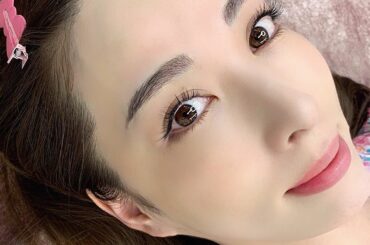 【動画あり】先日、ずっと楽しみにしていた眉とヘアラインの初アートメイクをしてきました
.
どこのクリニックにしようか悩みましたが、良い口コミや症例数が多...