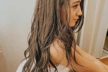 ．
月1でのL.O.G
今回も綺麗な色いれてもらって
最強のトリートメントして
エクステも付け替えて完璧なり︎︎
地毛が本当伸びてきたから
エクステも十数本しか...