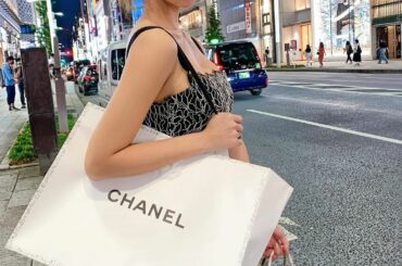 Ginza Tokyo
@chanelofficial 
I went to see the clothe that I fell in love with a...