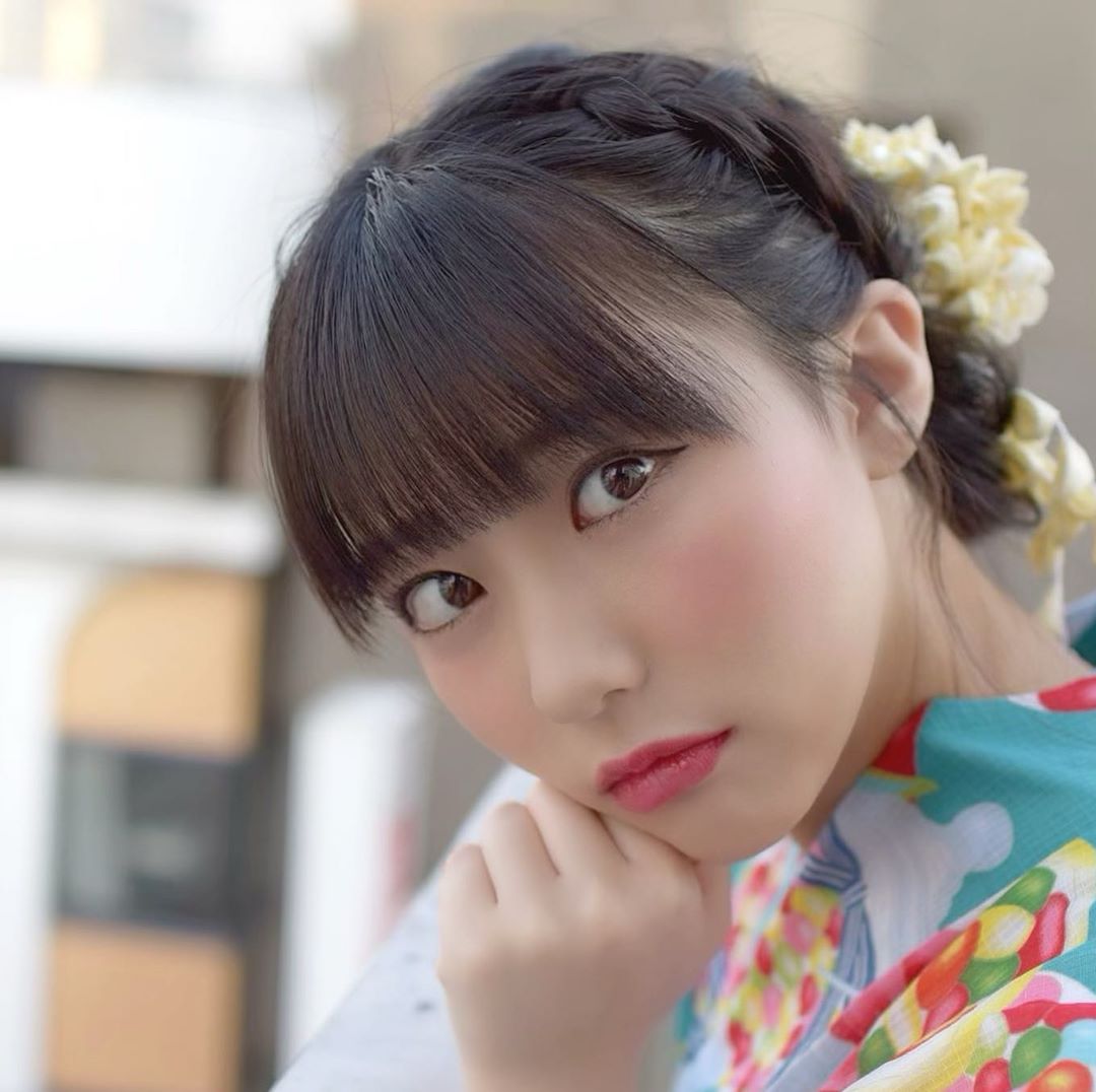 田中美久 浴衣女子は好きですか 浴衣女子 浴衣 夏 お祭り 花飾りアレンジ Summer 編み込み 浴衣ヘアー ヘアーアレンジ 水色 パ Moe Zine