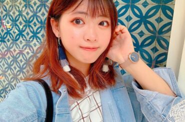 この間の自撮り
右頬に見える赤い点は。。。
ニキビですかね
#frenchpave #cawaii #mavenwatches...