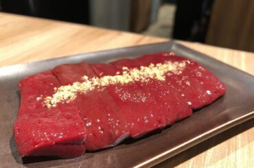 インスタグラムの写真一覧が自分の顔面アップばっかりで見るに耐えられないので美しい生肉挟みますね。
.
.
#レバー#タン刺し#ユッケ#上ミノ#生肉...